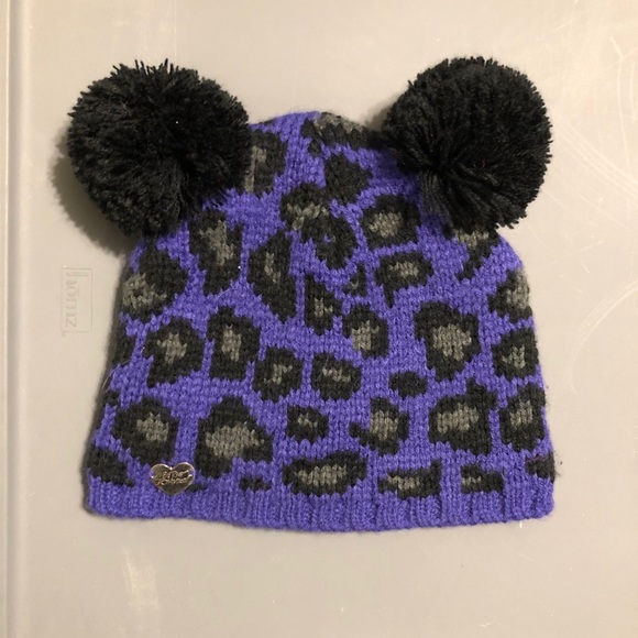 Betsey Johnson Beanie - Picture 1 of 2